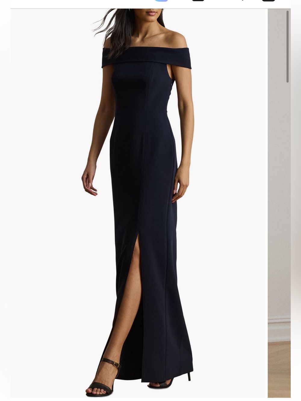 Lauren Ralph
Lauren
Crepe Off the Shoulder
Column Gown